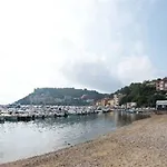 A Point & 5* Porto Ercole (Grosseto)