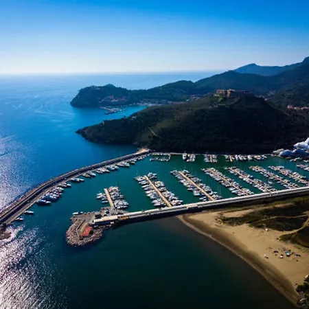 A Point & Porto Ercole (Grosseto)